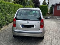 Grau Gebraucht 2004 Fiat Idea Active Van / Kleinbus | 1.499 €