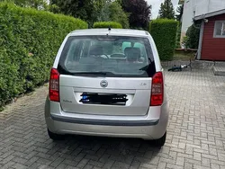 Grau Gebraucht 2004 Fiat Idea Active Van / Kleinbus | 1.690 €