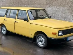 Gelb Gebraucht 1986 Wartburg 353 Kombi | 4.500 €