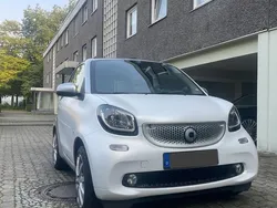 Weiß Gebraucht 2016 Smart ForTwo Coupé Prime Cabrio | 15.000 € (Fairer Preis)