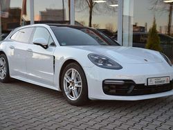 Weiß Gebraucht 2018 Porsche Panamera Sport Turismo Kombi | 59.990 € (Teuer)