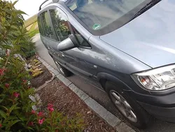 Blau Gebraucht 2003 Opel Zafira Van / Kleinbus | 750 € (Guter Preis)