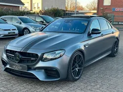 Grau Gebraucht 2017 Mercedes E63S AMG AMG Limousine | 61.990 € (Teuer)