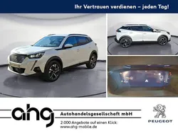 Weiß Gebraucht 2021 Peugeot 2008 Allure SUV | 18.990 € (Fairer Preis)