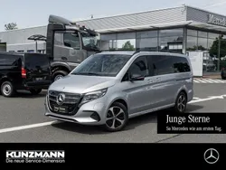 Hightechsilber metallic metallic Gebraucht 2024 Mercedes EQV300 Avantgarde Van / Kleinbus | 58.950 €