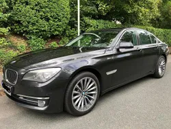 Grau Gebraucht 2013 BMW 740 Sport Line Limousine | 13.900 € (Fairer Preis)