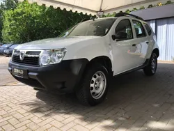 Weiß Gebraucht 2013 Dacia Duster Ambiance SUV | 5.280 € (Fairer Preis)