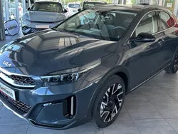 Grau Neu 2025 Kia XCeed Spirit SUV | 33.790 € (Teuer)