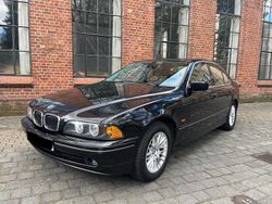 Schwarz Gebraucht 2001 BMW 540 Limousine | 12.400 € (Fairer Preis)