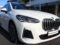 Alpinweiss iii Gebraucht 2024 BMW 218 M Sport Van / Kleinbus | 29.250 € (Fairer Preis)