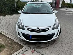 Weiß Gebraucht 2014 Opel Corsa Selection Kleinwagen | 2.800 € (Superpreis)