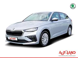 Silber Gebraucht 2024 Skoda Scala Essence Kleinwagen | 22.490 € (Fairer Preis)