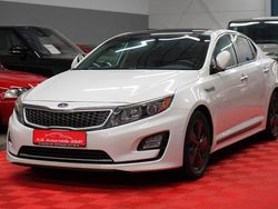 Weiß Gebraucht 2016 Kia Optima Hybrid EX Limousine | 9.950 €