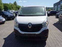 Gletscherweiss Gebraucht 2016 Renault Trafic Komfort Van | 7.900 € (Superpreis)
