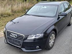Schwarz Gebraucht 2011 Audi A4 Ambition Kombi | 4.600 € (Superpreis)