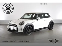 Weiss Gebraucht 2023 Mini Cooper SE Classic Kleinwagen | 20.490 € (Fairer Preis)
