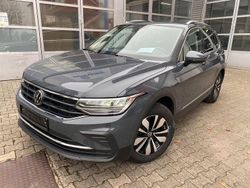 Grau Gebraucht 2024 VW Tiguan Move SUV | 26.700 € (Fairer Preis)