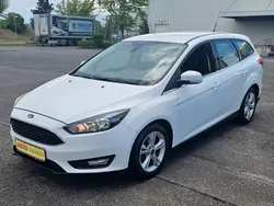 Weiß Gebraucht 2016 Ford Focus Kombi | 8.850 € (Fairer Preis)