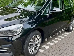 Schwarz Gebraucht 2018 BMW 220 Active Tourer Luxury Line Van / Kleinbus | 17.900 € (Guter Preis)