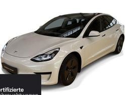 Weiß Gebraucht 2021 Tesla Model 3 Standard Range Limousine | 26.900 € (Etwas zu teuer)