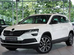 Weiss Gebraucht 2019 Skoda Karoq Style SUV | 22.900 € (Fairer Preis)