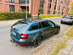 Grau Gebraucht 2020 Skoda Octavia Kombi | 15.500 € (Guter Preis)
