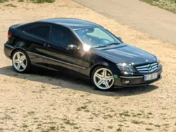Schwarz Gebraucht 2009 Mercedes CLC200 Kleinwagen | 8.500 € (Etwas zu teuer)