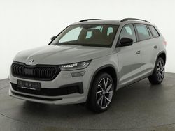 Stahl grau Gebraucht 2023 Skoda Kodiaq SportLine SUV | 42.995 € (Etwas zu teuer)
