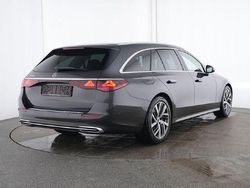 Gebraucht 2024 Mercedes E300 Avantgarde | 45.990 € (Guter Preis)