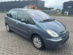 Blau Gebraucht 2006 Citroën Xsara Picasso Exclusive Van / Kleinbus | 595 € (Superpreis)