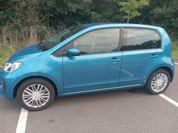 Blau Gebraucht 2020 VW up! Kleinwagen | 9.700 € (Guter Preis)