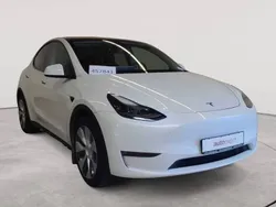 Pearl white multicoat Gebraucht 2023 Tesla Model Y Long Range SUV | 32.490 € (Superpreis)
