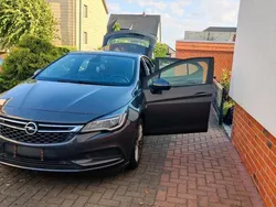 Andere außenfarben Gebraucht 2016 Opel Astra Limousine | 9.000 € (Etwas zu teuer)