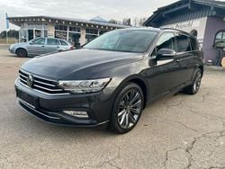 Grau Gebraucht 2022 VW Passat Kombi | 25.400 € (Guter Preis)
