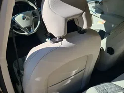 Beige Gebraucht 2017 Volvo V40 CC Kombi | 15.450 € (Guter Preis)
