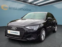 Schwarz Gebraucht 2022 Audi A3 Sportback e-tron Limousine | 24.649 € (Guter Preis)