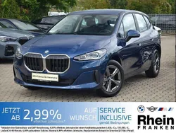 Blau Gebraucht 2024 BMW 218 Active Tourer Van / Kleinbus | 28.440 € (Guter Preis)