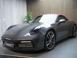 Grau Gebraucht 2021 Porsche 911 Carrera Cabriolet Cabrio | 126.950 € (Etwas zu teuer)