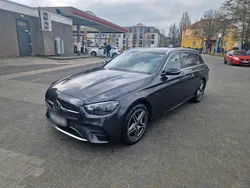 Schwarz Gebraucht 2020 Mercedes E300 Kombi | 29.900 € (Fairer Preis)