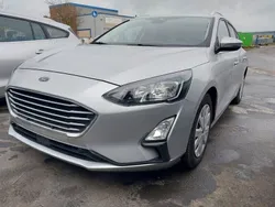Silber Gebraucht 2020 Ford Focus Kombi | 12.980 € (Guter Preis)