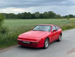 Rot Gebraucht 1983 Porsche 944 Coupé | 19.500 €