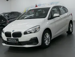 Weiß Gebraucht 2019 BMW 216 Active Tourer Van / Kleinbus | 12.990 € (Superpreis)