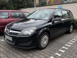 Schwarz Gebraucht 2009 Opel Astra Kombi | 970 € (Guter Preis)