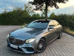 Grau Gebraucht 2016 Mercedes E350 Limousine | 29.999 €