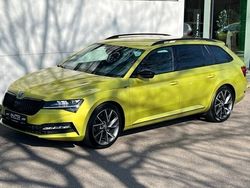 Andere farbe Gebraucht 2020 Skoda Superb SportLine Kombi | 35.500 €