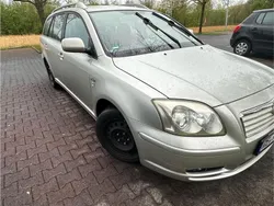 Silber Gebraucht 2006 Toyota Avensis Kombi | 2.300 € (Fairer Preis)
