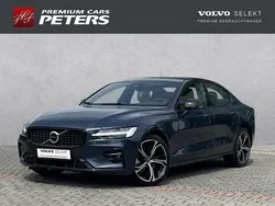 Denim blue / metallic Gebraucht 2024 Volvo S60 Ultimate Limousine | 39.998 € (Etwas zu teuer)