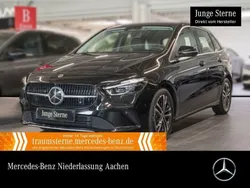 Schwarz Gebraucht 2024 Mercedes B200 Advanced Van / Kleinbus | 32.290 € (Fairer Preis)