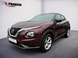 Burgundy (metallic) Gebraucht 2020 Nissan Juke N-Connecta SUV | 16.900 € (Fairer Preis)