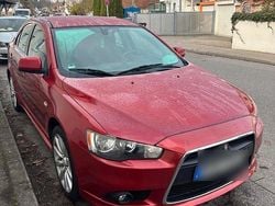 Rot Gebraucht 2009 Mitsubishi Lancer Limousine | 2.900 €
